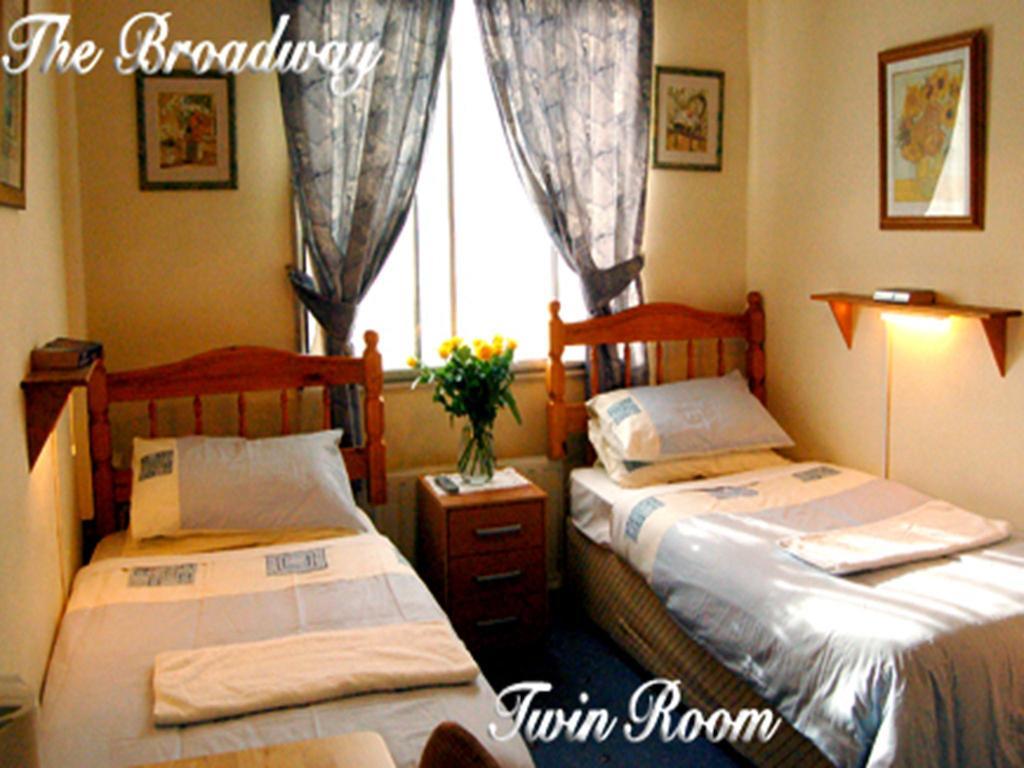 Broadway Lodge Bed And Breakfast Surbiton Pokoj fotografie