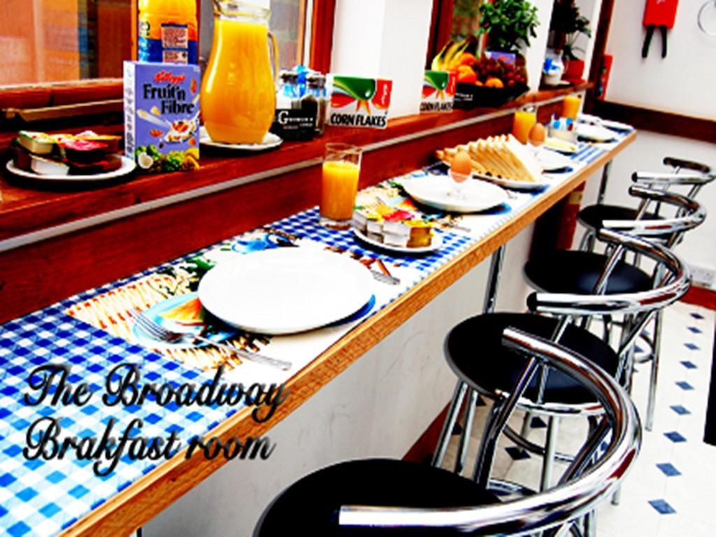 Broadway Lodge Bed And Breakfast Surbiton Exteriér fotografie